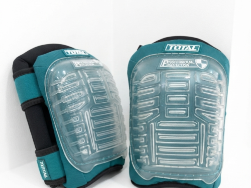 Rodilleras de protección en PVC Total para trabajos industriales.